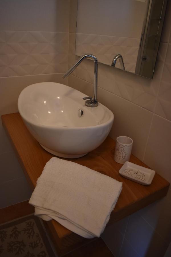 Hotel Domus Francy à San Teodoro  Extérieur photo