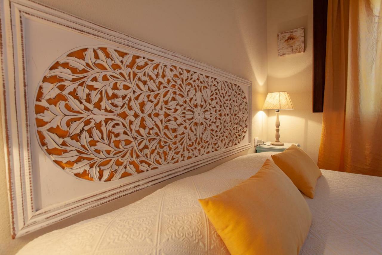 Hotel Domus Francy à San Teodoro  Extérieur photo